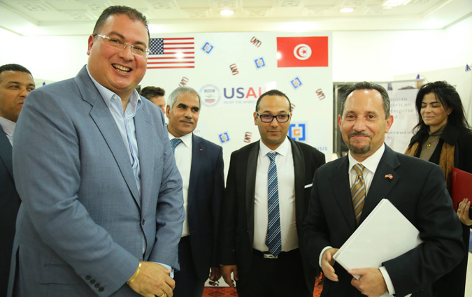 Le Tunisian American Enterprise Fund investit dans la société Carrelages choisis de Gabés